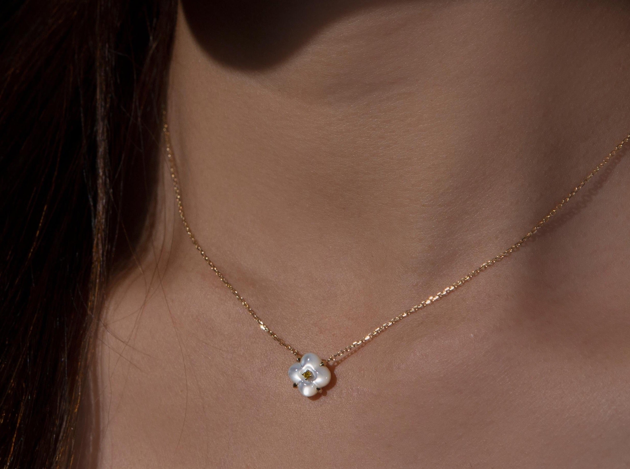 Mini-Perlmutt und gelber Diamant-Halskette