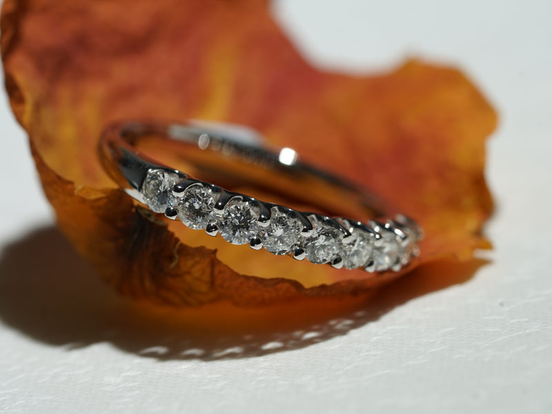FOR HER - Diamond and White Gold Ring